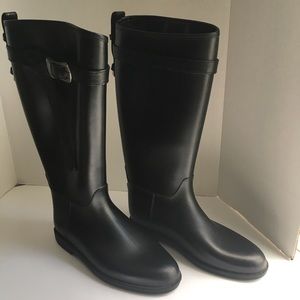 Chinese Laundry “Dirty Laundry” Rise Up Boot